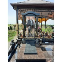 Памятники на могилу во весь рост в Шахтах Памятники на могилу во весь рост в Шахтах